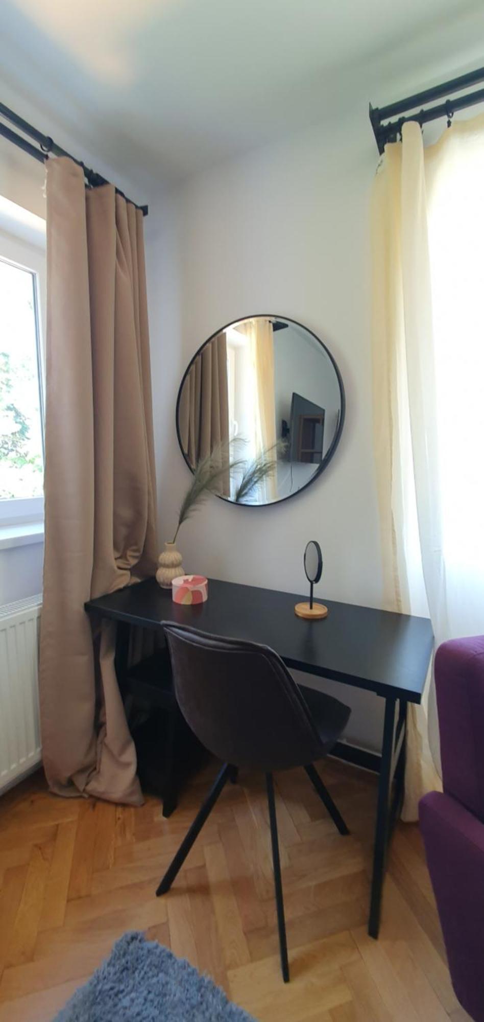 בראשוב The Pines Serviced Apartments מראה חיצוני תמונה